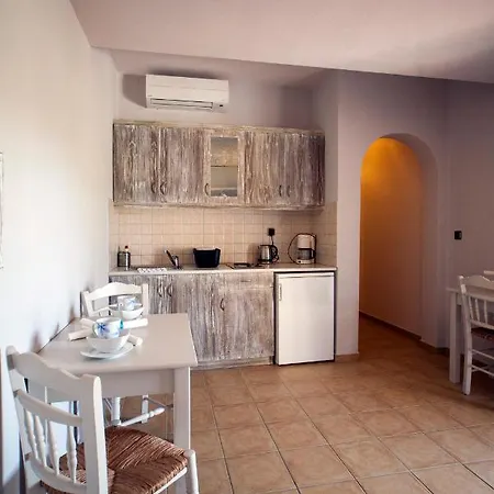 Ammos Naxos Exclusive & Lejlighedshotel 4*