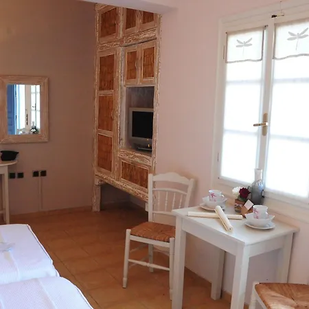 Ammos Exclusive & Studios Aparthotel