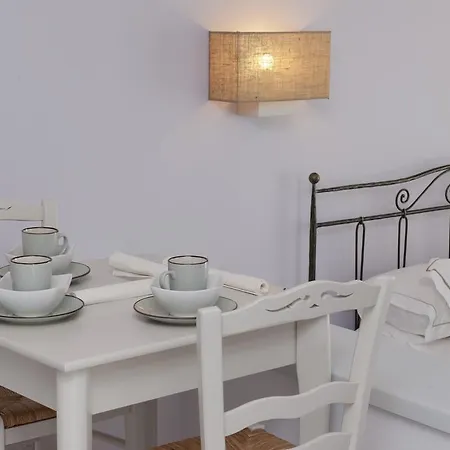 Ammos Exclusive & Studios Aparthotel
