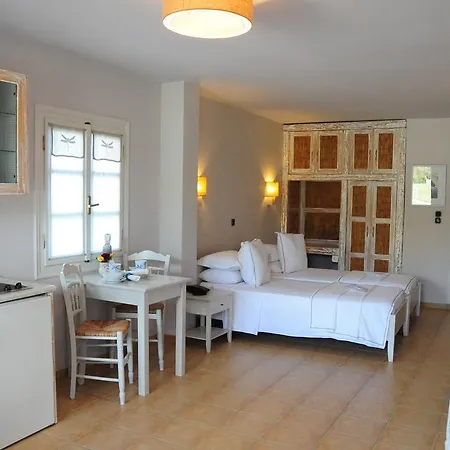 Ammos Naxos Exclusive & 公寓式酒店 4*