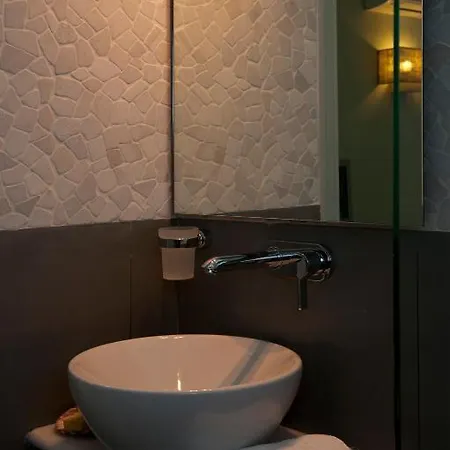 Ammos Exclusive & Studios Aparthotel
