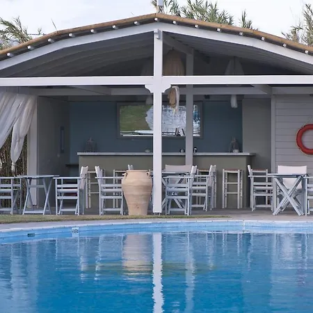 Lägenhetshotell Ammos Exclusive & Studios 4*