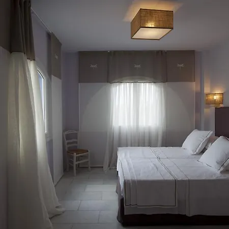 Ammos Exclusive & Studios Naxos City