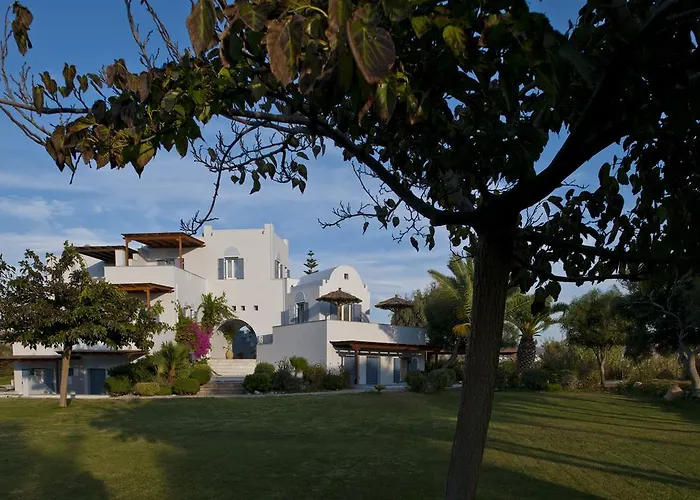 Ammos Exclusive & Studios Aparthotel 4*